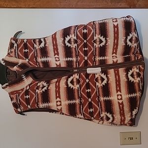 NWT Maurices reversible aztec vest XL womens
